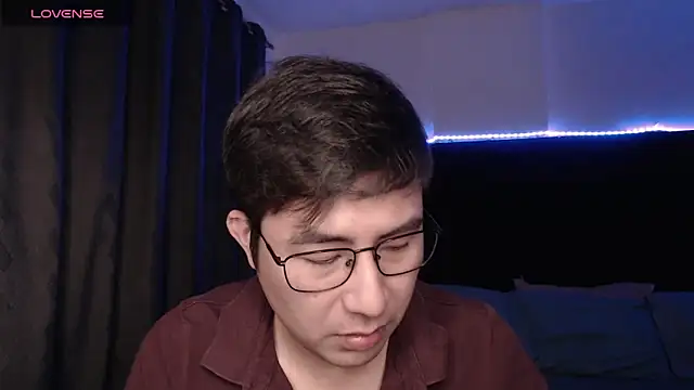 andrewmhilton  online show from 03-13-26, 05:34