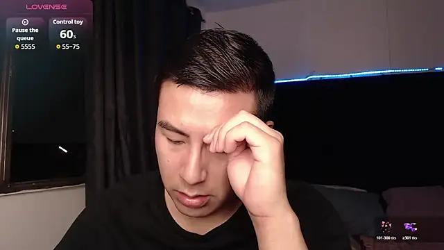 andrewmhilton  online show from 02-03-26, 06:22