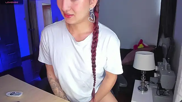 Snapshot of _Tammyy chatting on 02-17-25, 09:10  Tammyy online show from 02-17-25, 09:10