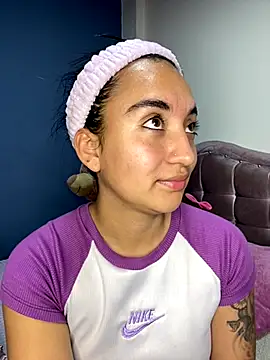 Snapshot of _Tammyy chatting on 10-09-25, 11:22  Tammyy online show from 10-09-25, 11:22