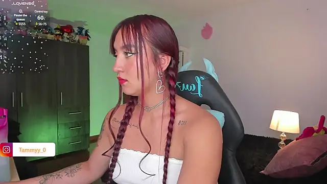 Snapshot of _Tammyy chatting on 02-14-25, 08:15  Tammyy online show from 02-14-25, 08:15