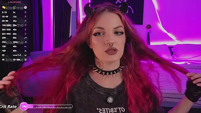 BratzieDarsie online show from 03-25-26, 01:32