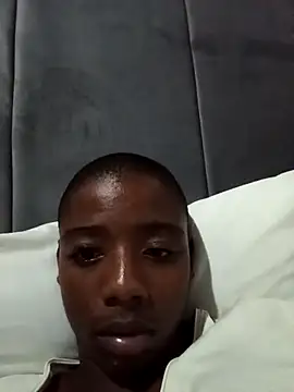 Snapshot of BLACK_BOTTOM03 chatting on 01-05-26, 06:44 BLACK BOTTOM03 online show from 01-05-26, 06:44