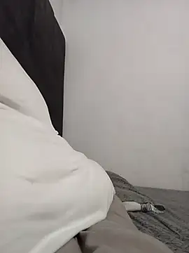 Snapshot of BLACK_BOTTOM03 chatting on 01-13-26, 04:16 BLACK BOTTOM03 online show from 01-13-26, 04:16