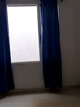 ElizabethBell  online show from 04-15-26, 12:42
