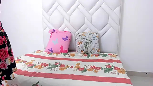 MatureHorny 70 online show from 10-30-25, 09:33