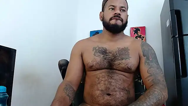 Snapshot of Damian64420 chatting on 02-17-26, 04:37 Damian64420 online show from 02-17-26, 04:37