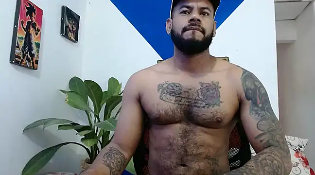 Snapshot of Damian64420 chatting on 01-15-25, 02:35 Damian64420 online show from 01-15-25, 02:35