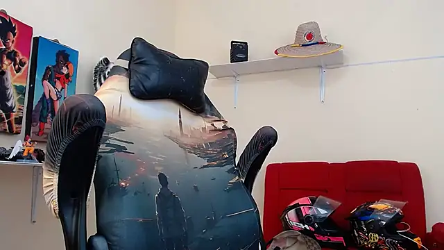 Snapshot of Damian64420 chatting on 10-24-25, 04:39 Damian64420 online show from 10-24-25, 04:39