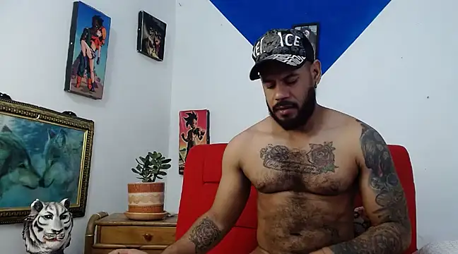 Snapshot of Damian64420 chatting on 03-21-25, 05:56 Damian64420 online show from 03-21-25, 05:56