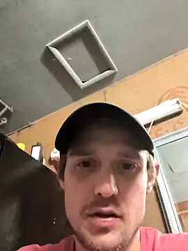 Snapshot of Midwestalpha chatting on 01-16-25, 06:56 Midwestalpha online show from 01-16-25, 06:56