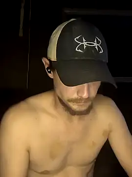 Snapshot of Midwestalpha chatting on 09-23-25, 06:20 Midwestalpha online show from 09-23-25, 06:20