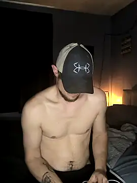 Snapshot of Midwestalpha chatting on 02-28-25, 06:31 Midwestalpha online show from 02-28-25, 06:31