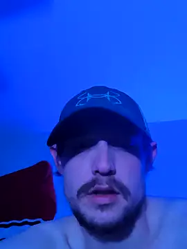 Snapshot of Midwestalpha chatting on 02-10-25, 09:04 Midwestalpha online show from 02-10-25, 09:04