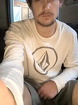 Midwestalpha online show from 12-20-25, 05:43