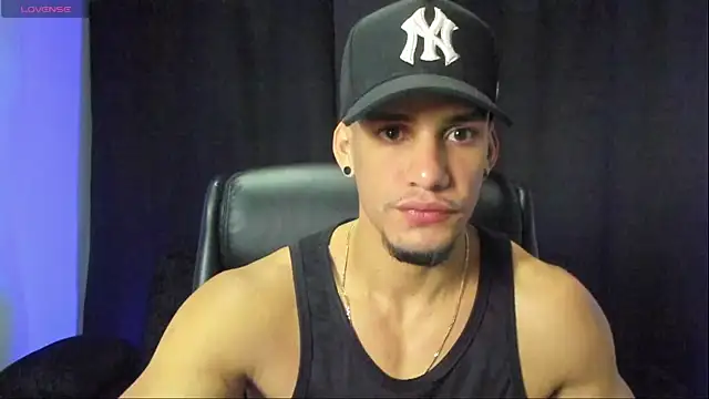 jhonnysnow17 online show from 09-18-25, 12:41