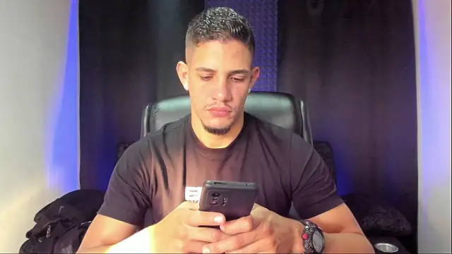 jhonnysnow17 online show from 10-17-25, 09:49