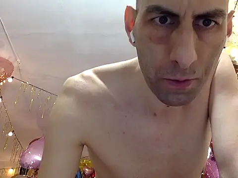 HandsomeAlfie online show from 02-15-26, 01:17