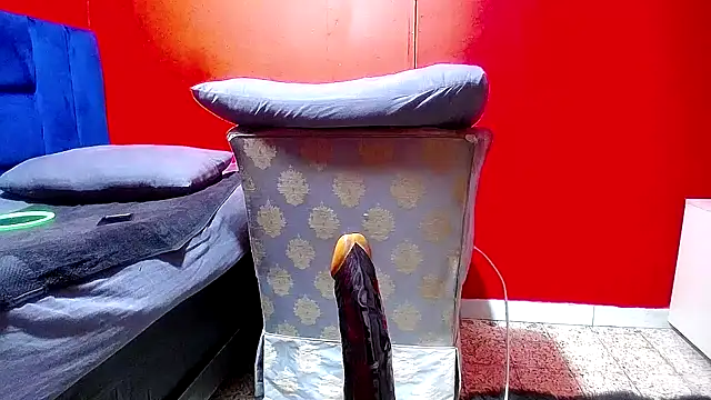 Lelety79 online show from 11-21-25, 01:59