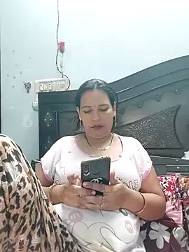 Poojabhabi101 online show from 09-25-25, 05:57