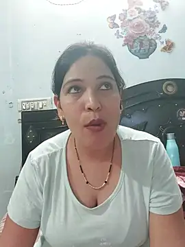 Poojabhabi101 online show from 06-23-26, 08:23
