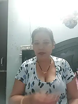 Poojabhabi101 online show from 02-17-26, 05:16