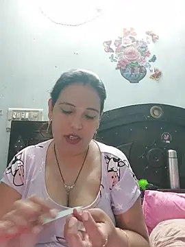 Poojabhabi101 online show from 05-24-26, 05:29