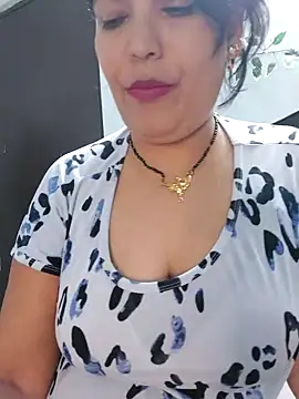 Poojabhabi101 online show from 11-06-25, 05:39