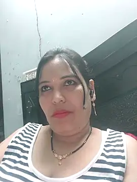 Poojabhabi101 online show from 03-24-26, 06:24