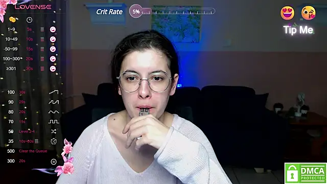 Snapshot of Aminabeatris chatting on 03-20-25, 12:43 Aminabeatris online show from 03-20-25, 12:43