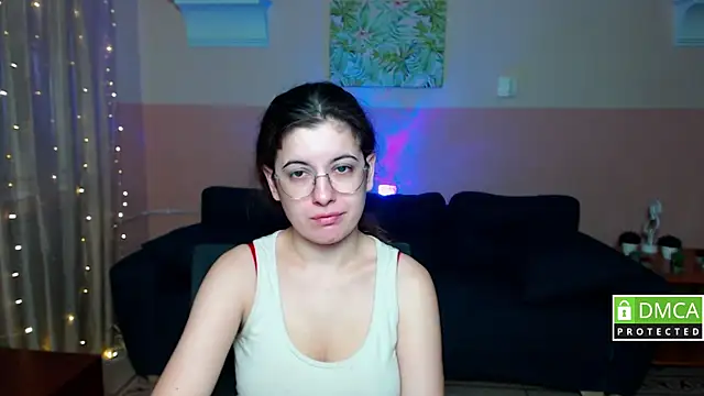 Snapshot of Aminabeatris chatting on 09-21-25, 05:34 Aminabeatris online show from 09-21-25, 05:34
