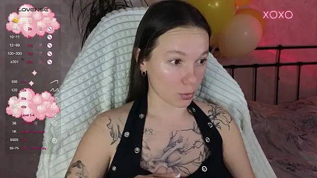 lil luna x online show from 02-04-26, 07:53