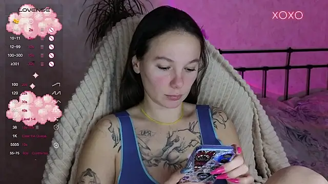 lil luna x online show from 12-14-25, 08:36