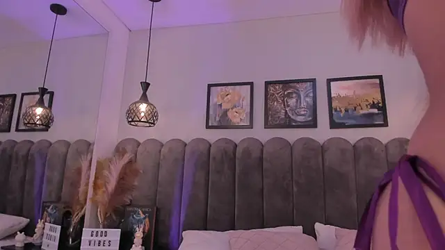 cute  cherry  online show from 03-12-26, 08:35