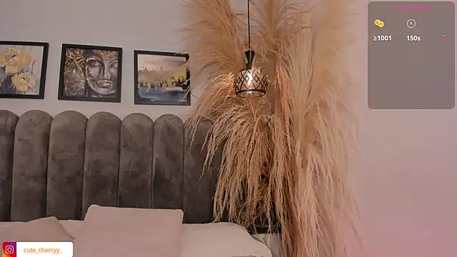 cute  cherry  online show from 06-01-26, 09:14