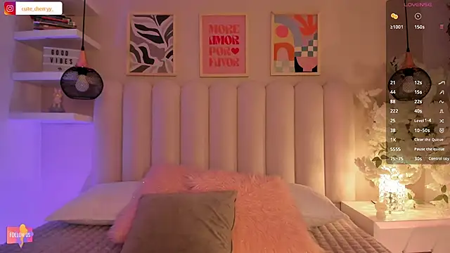 cute  cherry  online show from 12-05-25, 08:39