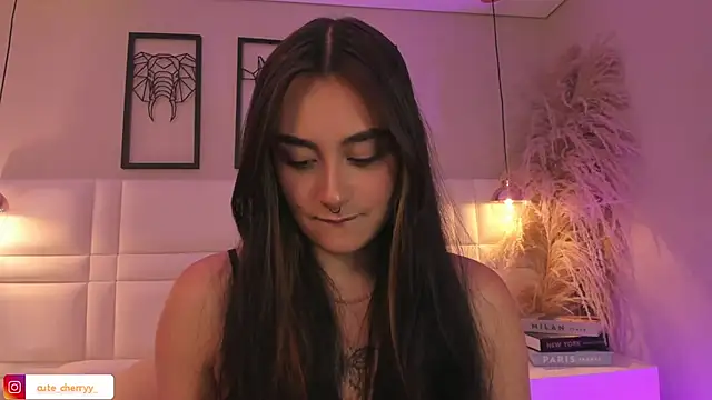 cute  cherry  online show from 05-02-26, 04:18