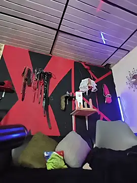 mal x online show from 10-23-25, 09:41