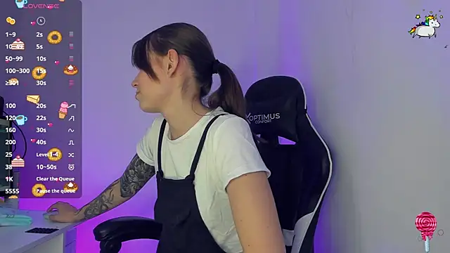  alicerosse2 online show from 03-11-25, 01:26