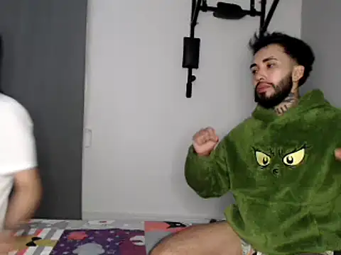 transgenderboy online show from 03-16-25, 06:53