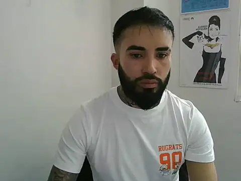 Snapshot of transgenderboy chatting on 07-14-26, 01:28 transgenderboy online show from 07-14-26, 01:28