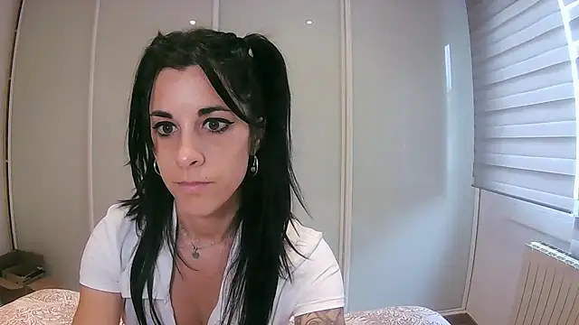 secretoeternoo online show from 04-11-26, 04:54