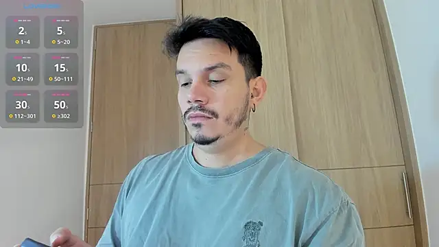 alejandro stark online show from 12-21-25, 10:06