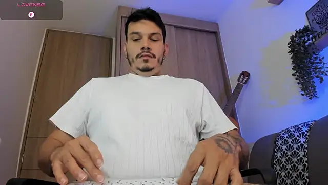 Snapshot of alejandro_stark chatting on 05-20-26, 10:56 alejandro stark online show from 05-20-26, 10:56