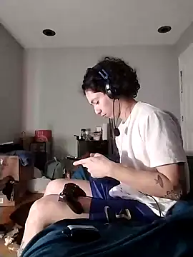 Snapshot of LiverandBrat77 chatting on 01-09-25, 06:38 LiverandBrat77 online show from 01-09-25, 06:38