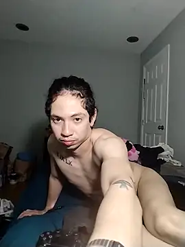 Snapshot of LiverandBrat77 chatting on 03-12-25, 04:19 LiverandBrat77 online show from 03-12-25, 04:19