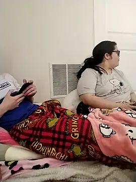 LiverandBrat77 online show from 02-05-26, 04:47