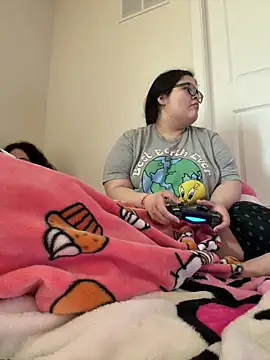 LiverandBrat77 online show from 03-19-26, 04:51