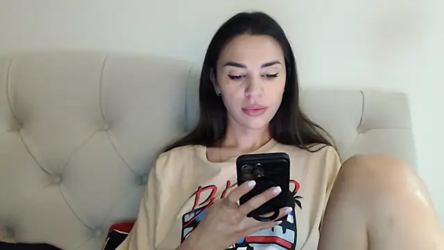 Mika Gold online show from 11-06-25, 02:32