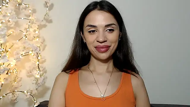 Mika Gold online show from 10-15-25, 11:40